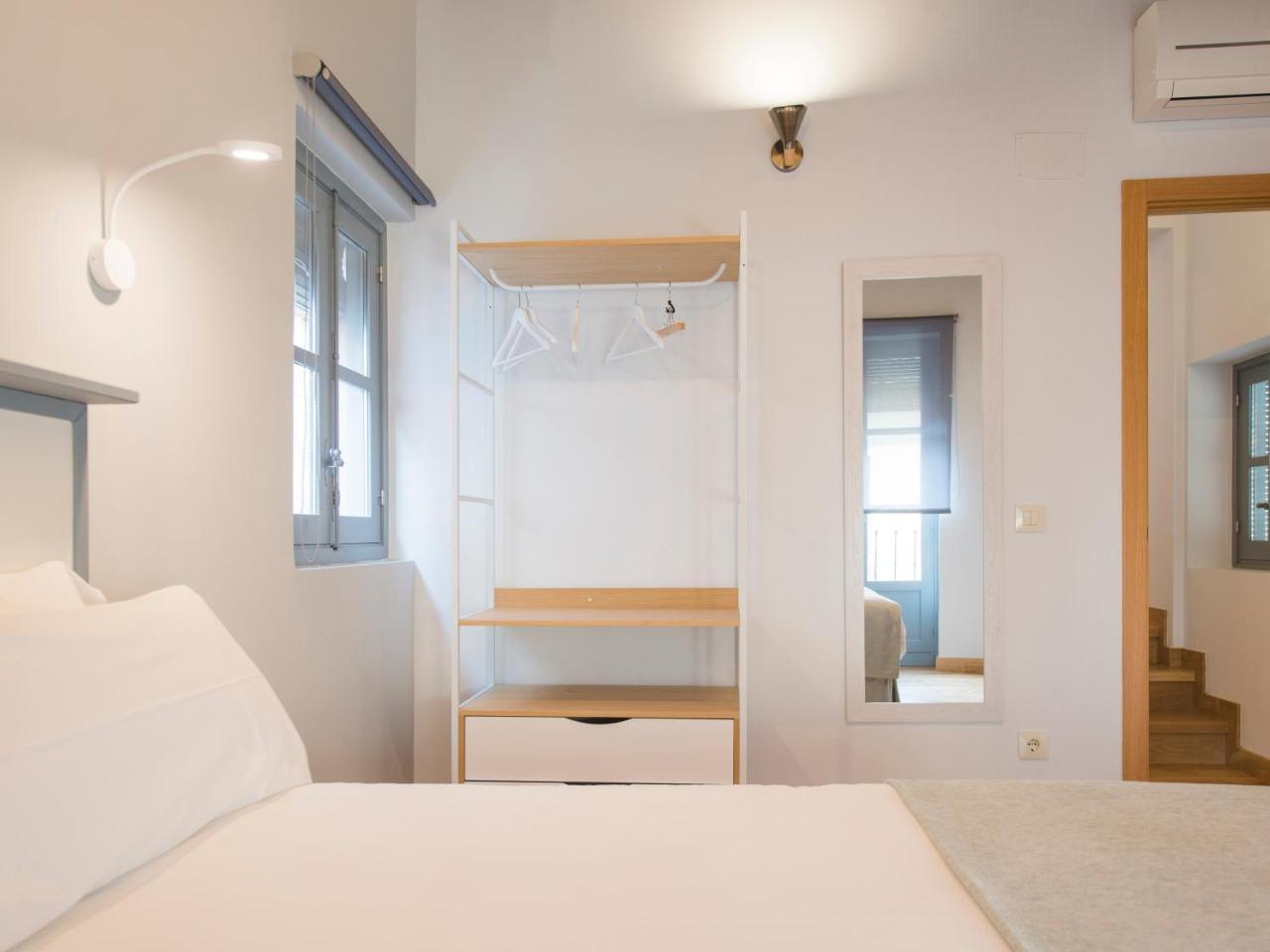 Aldaba Apartamentos Toledo Bagian luar foto