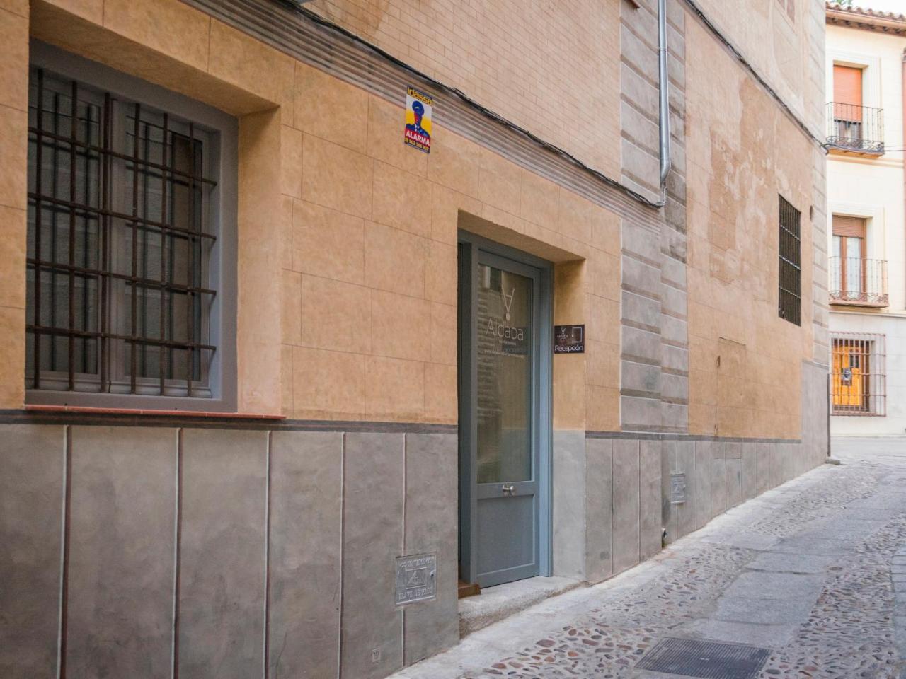 Aldaba Apartamentos Toledo Bagian luar foto