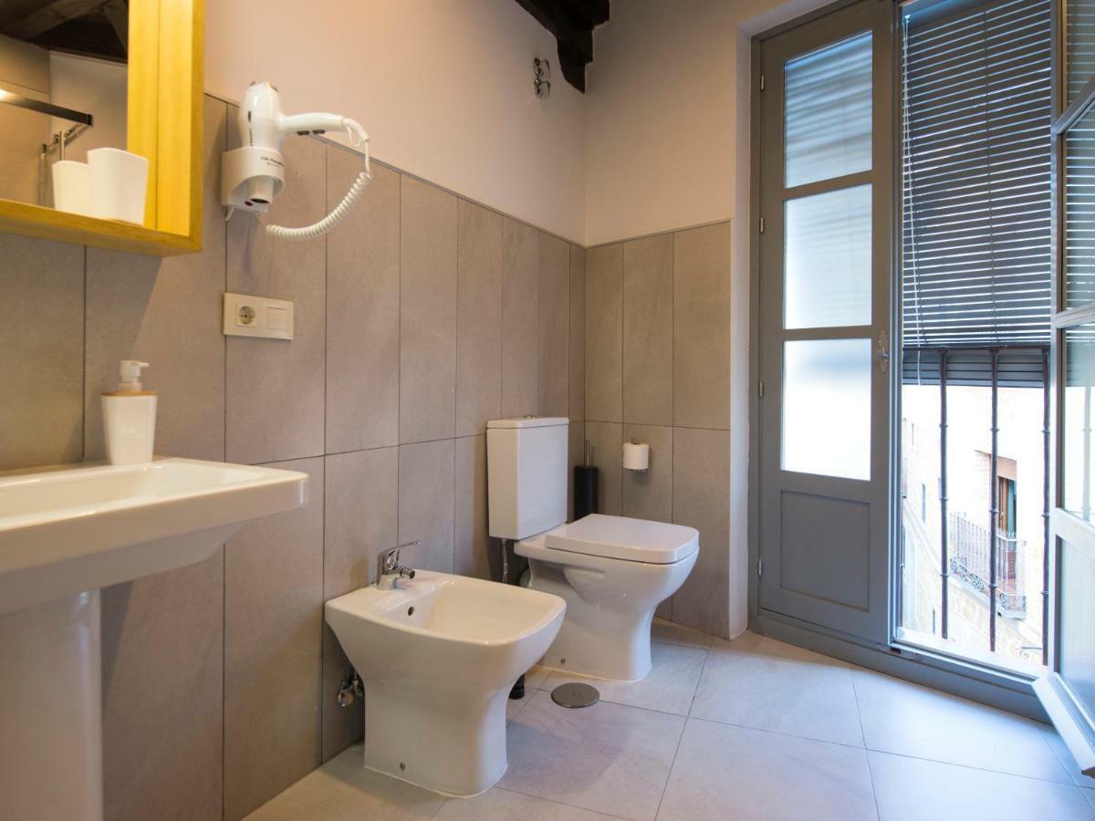 Aldaba Apartamentos Toledo Bagian luar foto